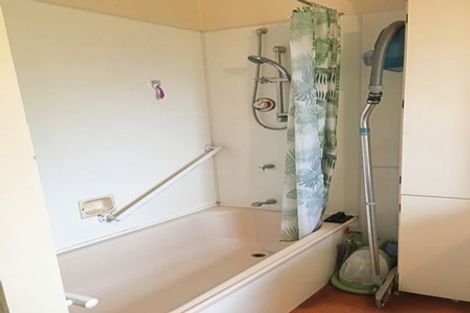 Photo of property in 7/6 Woodhouse Place, West Harbour, Auckland, 0618