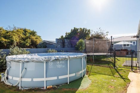 Photo of property in 40 Sutherland Crescent, Westbrook, Palmerston North, 4412