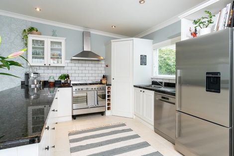 Photo of property in 86 The Parade, Island Bay, Wellington, 6023