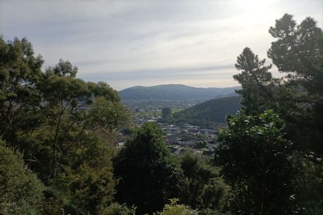 Photo of property in 20 Kerkwall Drive, Naenae, Lower Hutt, 5011