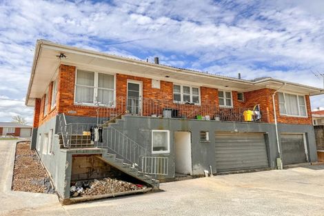 Photo of property in 70 Clevedon Road, Papakura, 2110