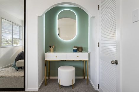 Photo of property in 5 Gallony Avenue, Massey, Auckland, 0614