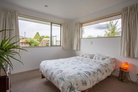 Photo of property in 17 Pekanga Drive, Fox Glacier, 7886