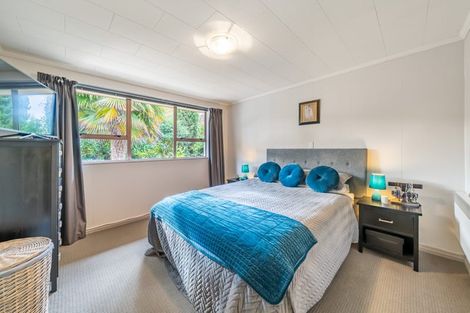 Photo of property in 14b Forest Road, Pinehaven, Upper Hutt, 5019