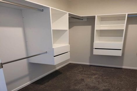 Photo of property in 14 Ware Place, Pakuranga Heights, Auckland, 2010