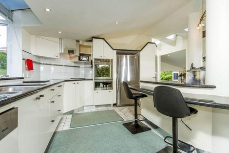Photo of property in 4 Whitby Crescent, Mairangi Bay, Auckland, 0630