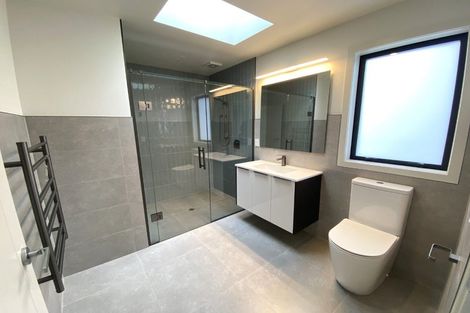 Photo of property in 11 Clinton Street, Fitzroy, New Plymouth, 4312