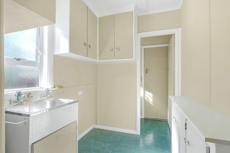 Photo of property in 216 Fox Street, Hamilton East, Hamilton, 3216