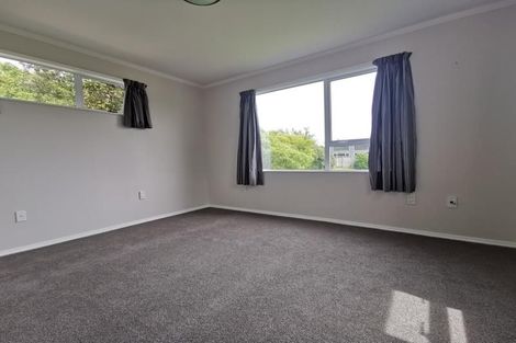 Photo of property in 28 Kaitangata Crescent, Kelson, Lower Hutt, 5010