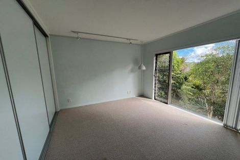 Photo of property in 42 Coroglen Avenue, Birkenhead, Auckland, 0626