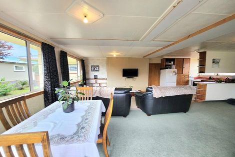 Photo of property in 14 Warwick Street, Oamaru North, Oamaru, 9400