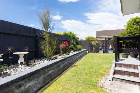 Photo of property in 90 Fergusson Street, Woodville, 4920