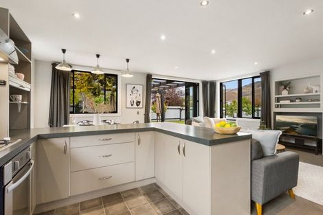 Photo of property in 9 Blyth Street, Cromwell, 9310