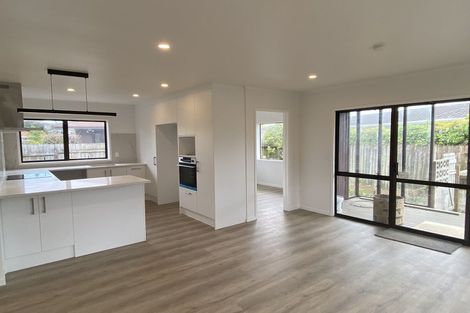 Photo of property in 3/96 Nile Road, Milford, Auckland, 0620