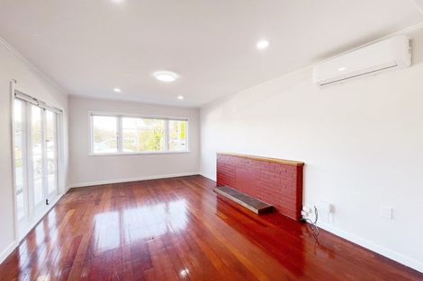 Photo of property in 22 Rathgar Road, Henderson, Auckland, 0610
