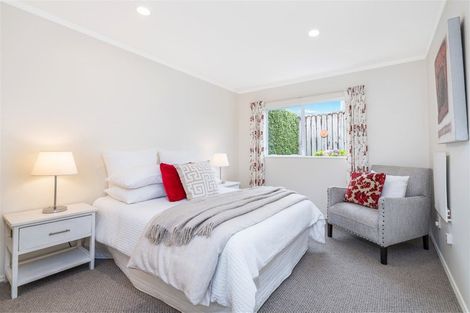 Photo of property in 31 Jubaea Place, Henderson, Auckland, 0610