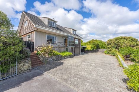 Photo of property in 65 Lupin Road, Otaki, 5512