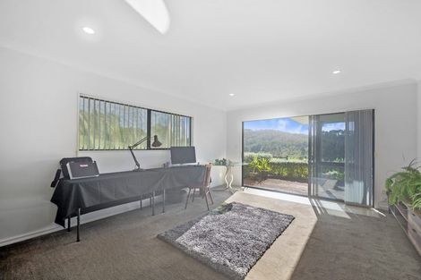 Photo of property in 384 Pine Valley Road, Dairy Flat, Silverdale, 0992