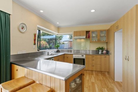 Photo of property in 29f Baring Terrace, Strandon, New Plymouth, 4312