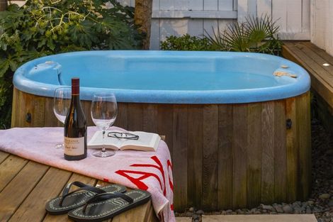Photo of property in 310b Oceanbeach Road, Mount Maunganui, 3116