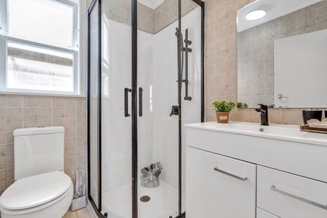 Photo of property in 2/59 Great South Road, Manurewa, Auckland, 2102