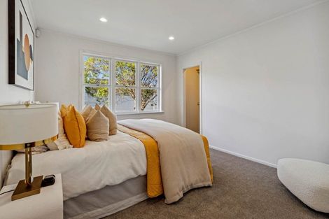 Photo of property in 31 Tiraumea Drive, Pakuranga, Auckland, 2010