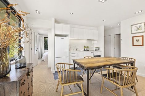 Photo of property in 74 Falkirk Avenue, Seatoun, Wellington, 6022