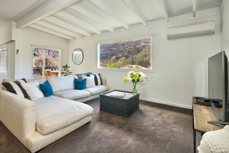 Photo of property in 15 Cornwall Street, Arrowtown, 9302