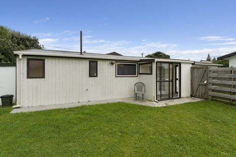 Photo of property in 3 Tasman Road, Otaki Beach, Otaki, 5512