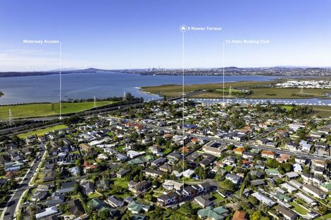 Photo of property in 8c Rowan Terrace, Te Atatu South, Auckland, 0610