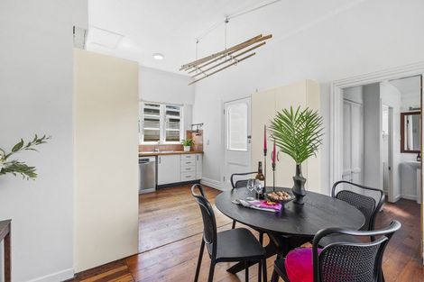Photo of property in 241 Ohiro Road, Brooklyn, Wellington, 6021