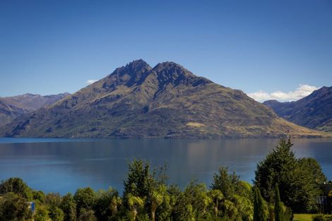 Photo of property in 11 Carlin Creek Drive, Drift Bay, Queenstown, 9371