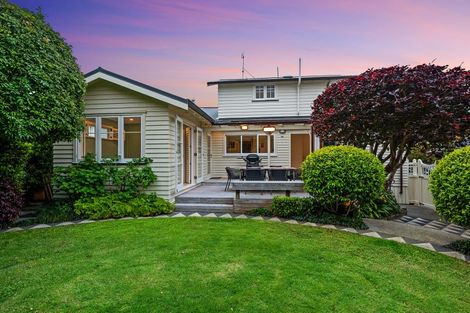 Photo of property in 13 Cameron Street, Takapuna, Auckland, 0622