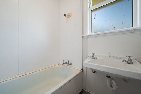 Photo of property in 1 Balmoral Street, Culverden, 7392