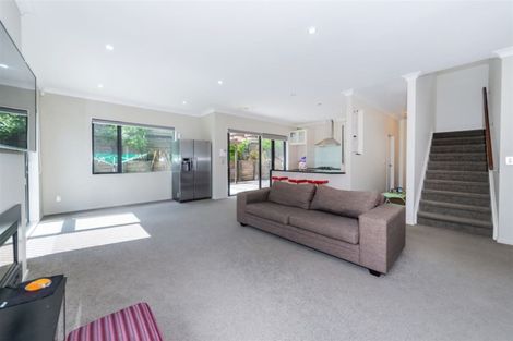 Photo of property in 23 Midhurst Avenue, Henderson, Auckland, 0612