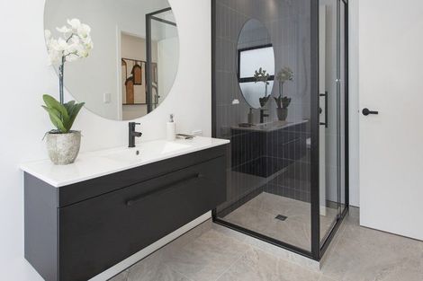 Photo of property in 12 Mahi Road, Helensville, 0800