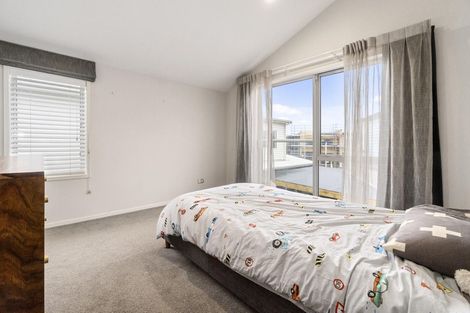 Photo of property in 7 Torea Tai Road, Hobsonville, Auckland, 0616