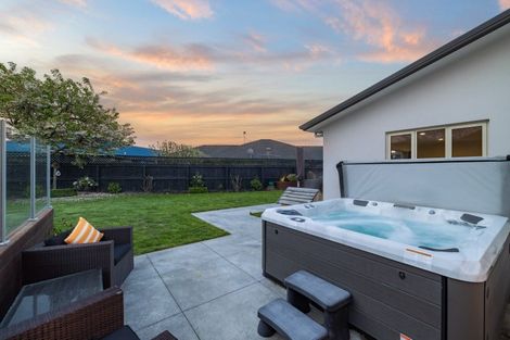 Photo of property in 6 Saint Keverne Close, Burwood, Christchurch, 8083