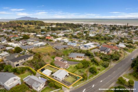 Photo of property in 81 Tasman Road, Otaki Beach, Otaki, 5512