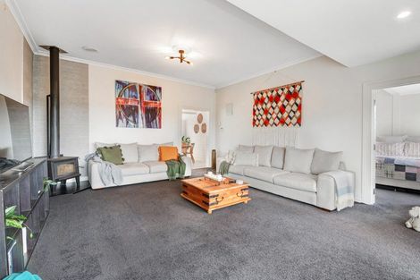 Photo of property in 3 Gow Street, Helensville, 0800