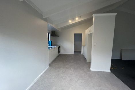Photo of property in 7 Vera Road, Te Atatu South, Auckland, 0610