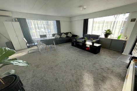 Photo of property in 205 Stokes Valley Road, Stokes Valley, Lower Hutt, 5019