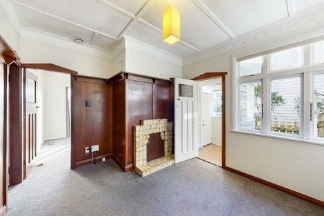 Photo of property in 39 Mornington Road, Brooklyn, Wellington, 6021