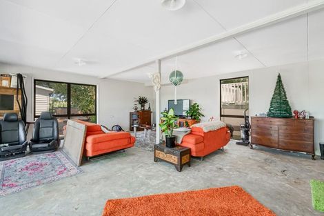 Photo of property in 2162 State Highway 16, Helensville, 0875