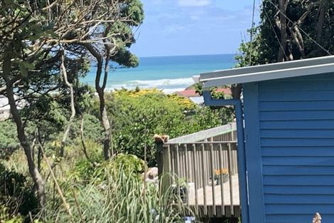 Photo of property in 42 Sea View Road, Baylys Beach, Dargaville, 0377