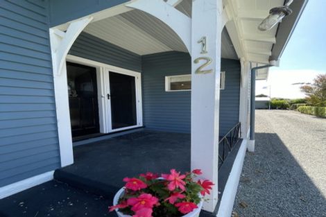 Photo of property in 12 Parsonage Road, Waimate, 7924