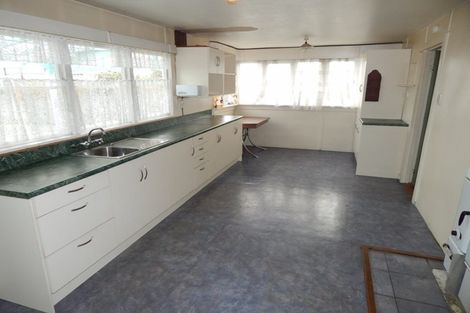 Photo of property in 104 Peel Street, Westport, 7825