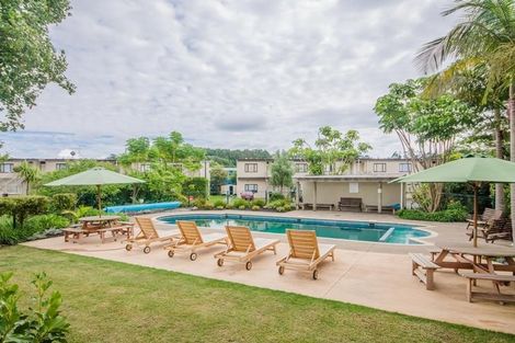 Photo of property in The Grange, 11/92 Bush Road, Albany, Auckland, 0632