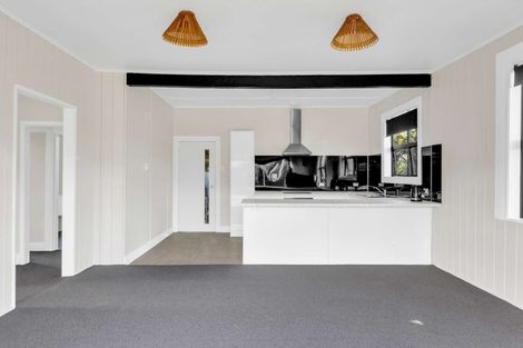 Photo of property in 5 Banks Street, Tolaga Bay, 4077