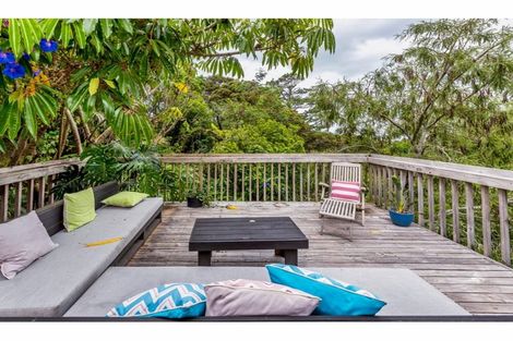 Photo of property in 13 Mceldowney Road, Titirangi, Auckland, 0604